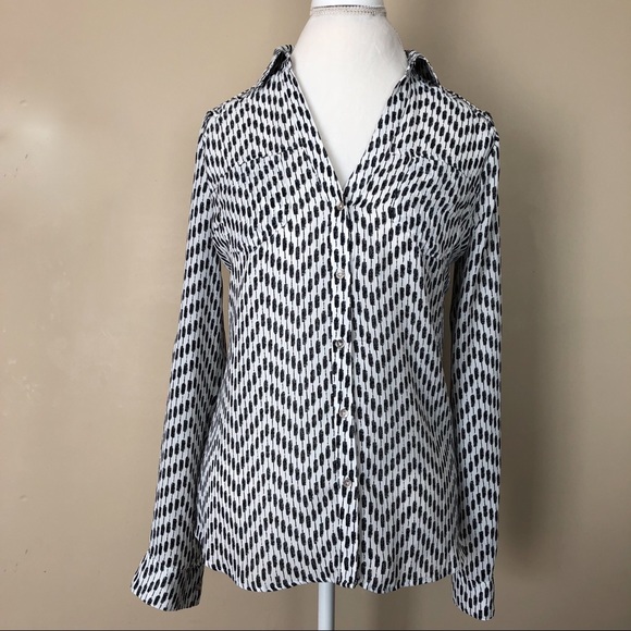 Candies Chevron Cold Shoulder Top - Picture 2 of 8